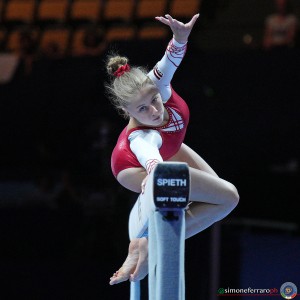 lat olenova arina ph simone ferraro sfa01302 copia